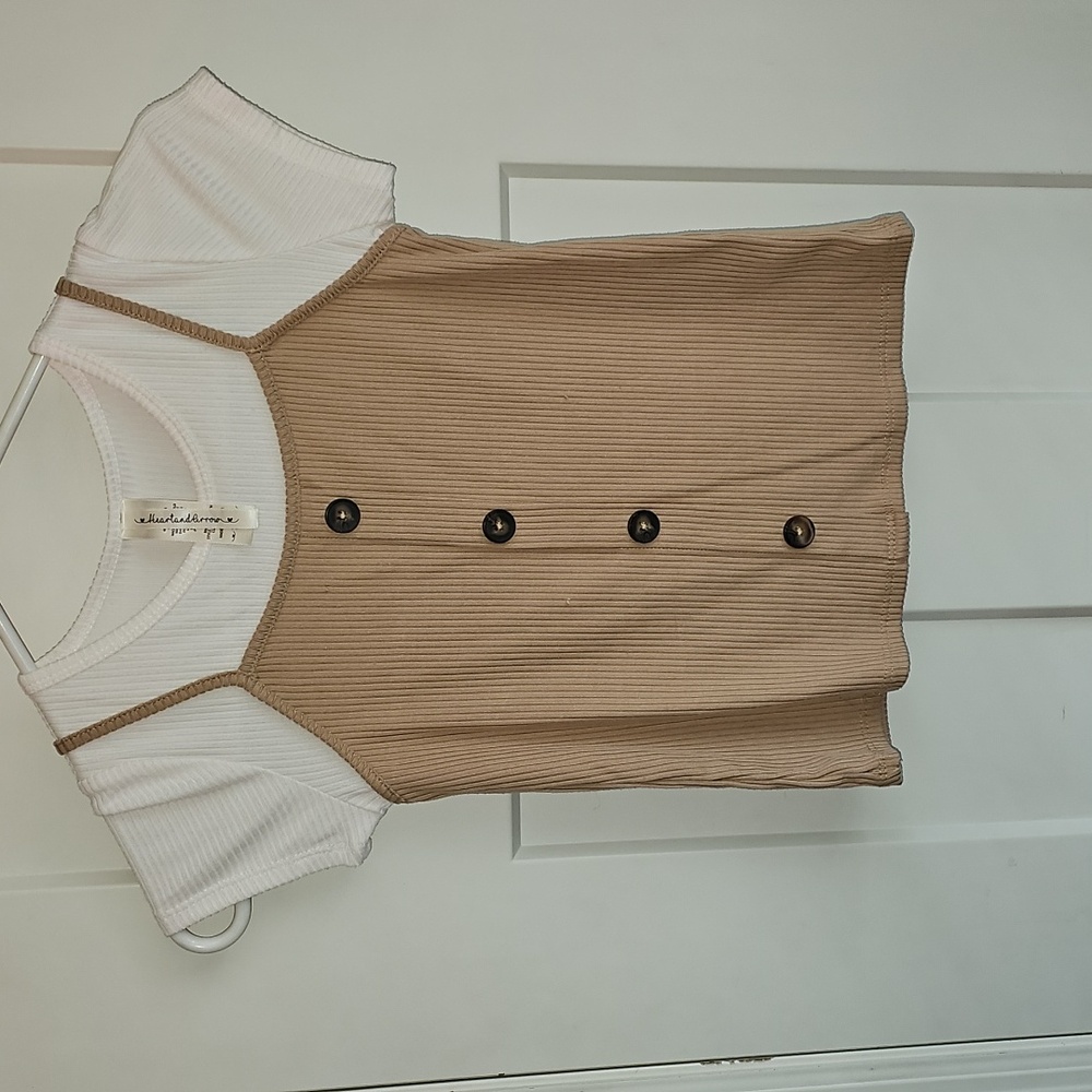 Heart And Arrow Girls youth sz 7/8 top.